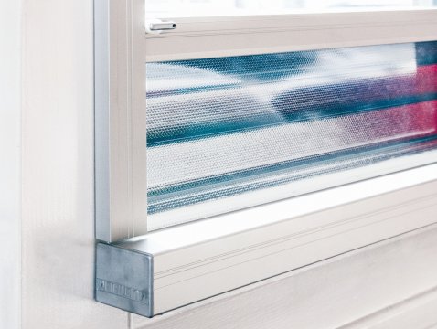 Roller blind Lux-Line from bottom to the top installation on the frame Roller blind Lux-Line from bottom to the top installation on the frame