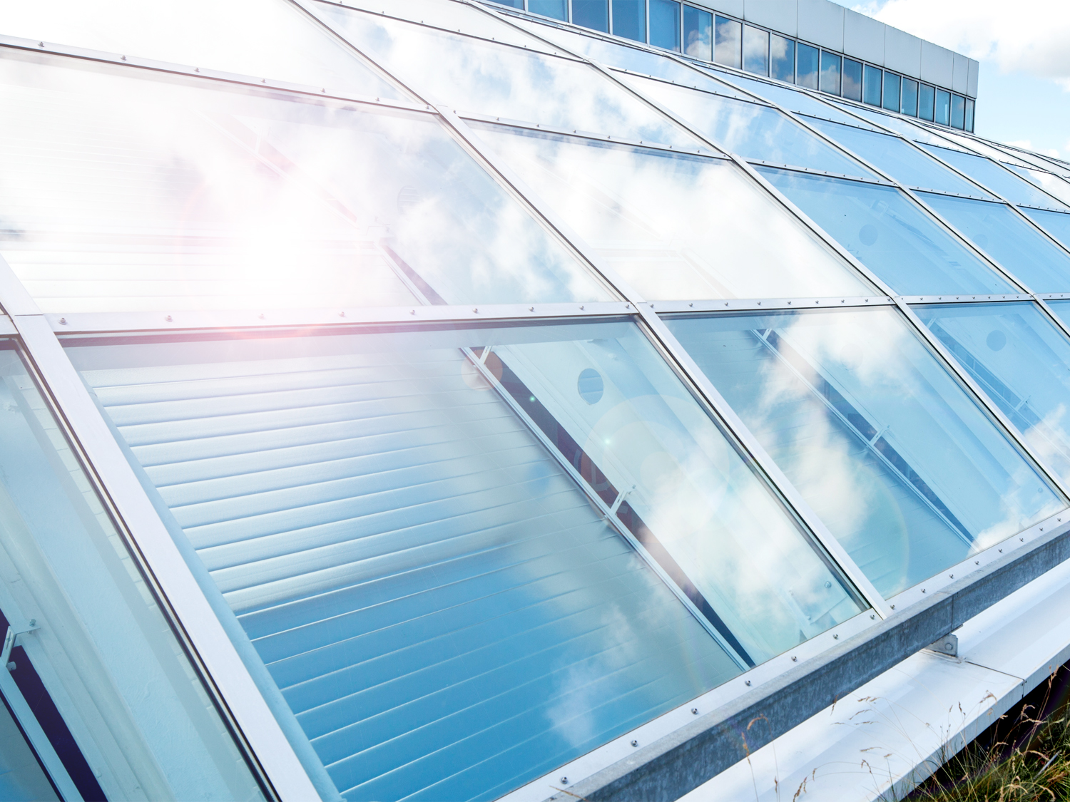 Hitzeschutz am Dachfenster