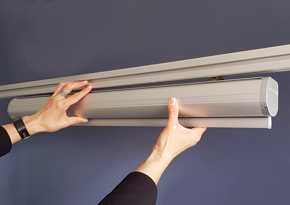 MULTIFILM Hygienerollo_einfache Clipmontage MULTIFILM Hygienerollo_einfache Clipmontage